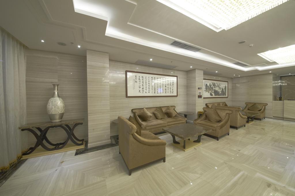 V8 Hotel Train Station 광저우 외부 사진